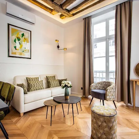 Magnificent - 2br 6p - Le Marais Apartment Paris